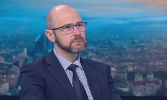 Янкулов: Членовете на ВСС да предложат следващия и.ф. главен прокурор