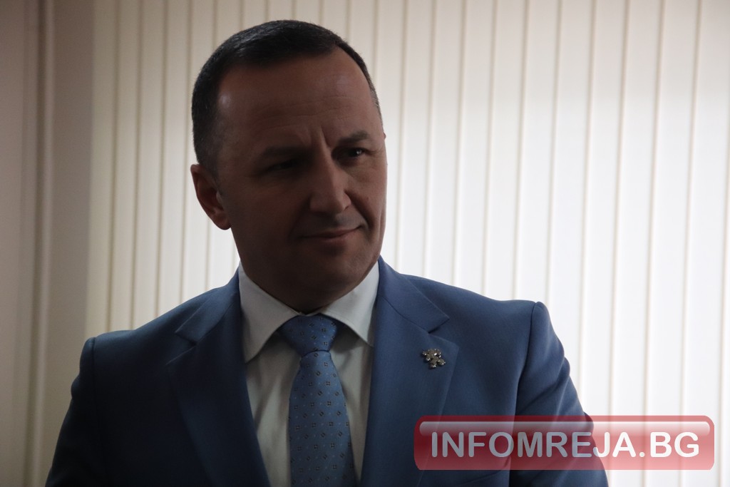 Новият областен управител на Благоевград обеща приемственост: Много отдавна не членувам в партии Новият областен управител на Благоевград обеща приемственост: Много отдавна не членувам в партии - Инфомрежа