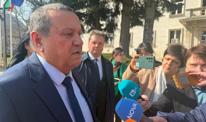 Хасан Адемов: Имаме данни за политически натиск върху хора по програми за заетост в Благоевградско и Плевенско