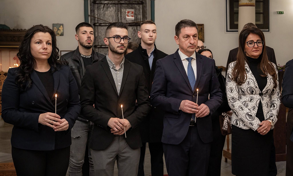 С вяра, смирение и ясна кауза – работа в полза на хората и родните си места, ГЕРБ – СДС даде старт на кампанията си в Кюстендил С вяра, смирение и ясна кауза – работа в полза на хората и родните си места, ГЕРБ - СДС даде старт на кампанията си в Кюстендил - Инфомрежа