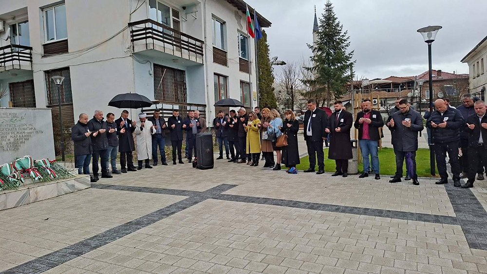 Радослав Ревански от Корница: Никой не може да спре хората да обичат ДПС! Радослав Ревански от Корница: Никой не може да спре хората да обичат ДПС! - Инфомрежа