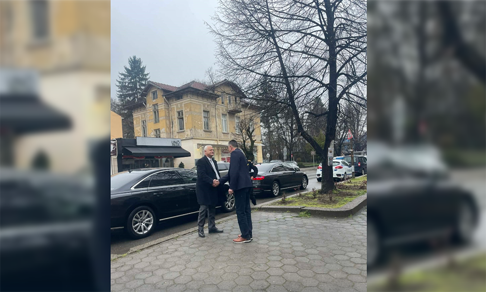 Кандев в Кюстендил: Тук сме, с вас сме, до вас сме, работете смело и по закон Кандев в Кюстендил: Тук сме, с вас сме, до вас сме, работете смело и по закон - Инфомрежа