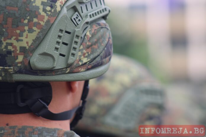 Жена от Санданско прати 15 000 евро на военен лекар, оказа се измамена