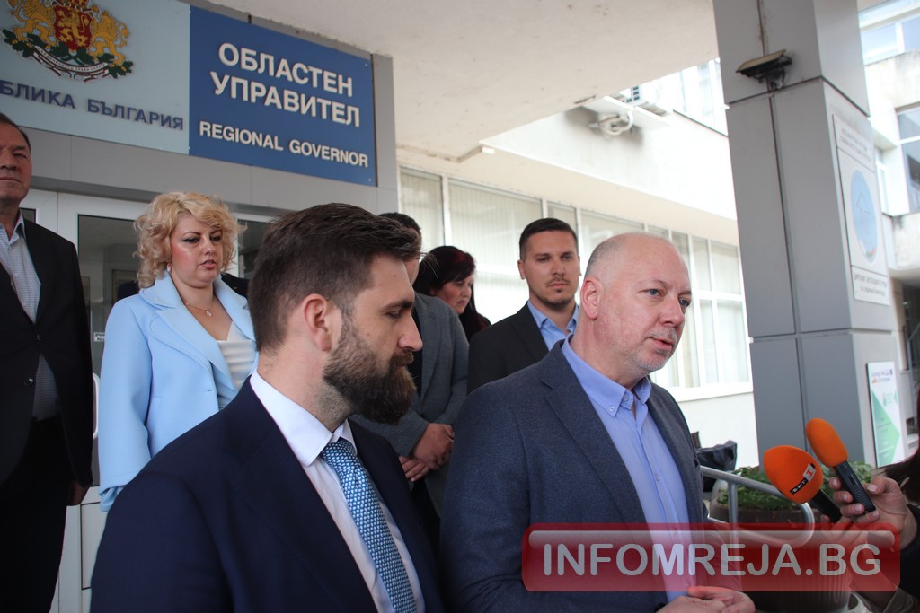 Пълна листа регистрира ГЕРБ в Пиринско, Желязков: Водим кампания с ясни приоритети Пълна листа регистрира ГЕРБ в Пиринско, Желязков: Водим кампания с ясни приоритети - Инфомрежа