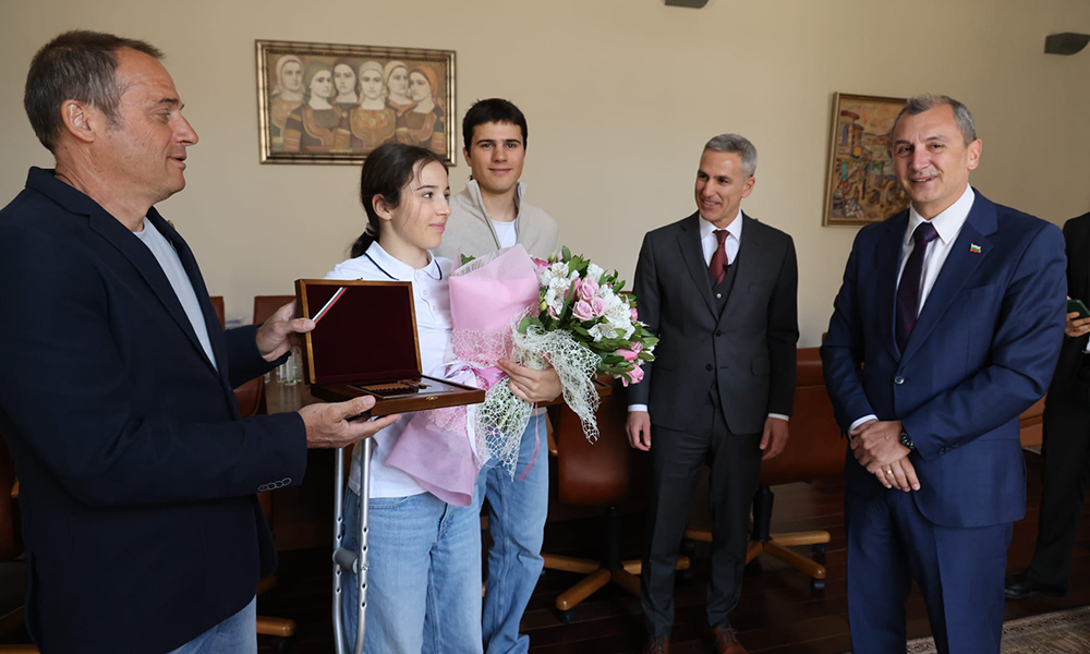Малена и Тервел при Гюров, говориха за хазартната зависимост Малена и Тервел при Гюров, говориха за хазартната зависимост - Инфомрежа
