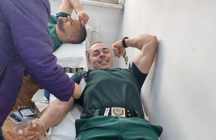 Личен пример за човечност: 100 стажанти от „Гранична полиция“ дариха кръв