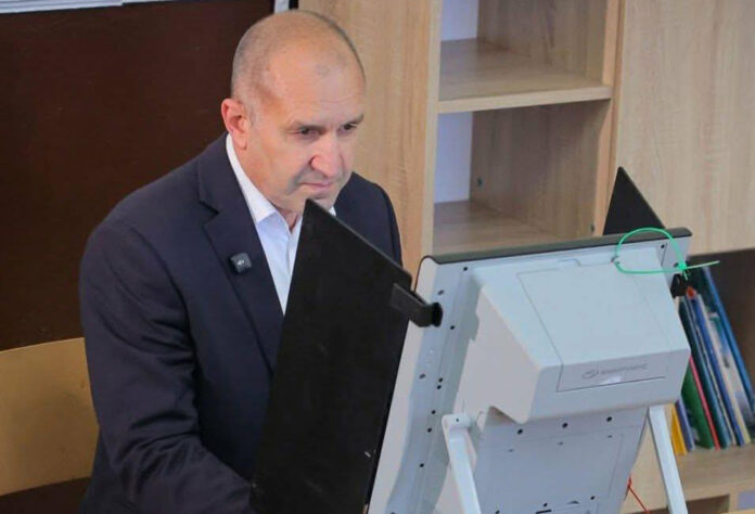 „Мяра“: Пълно мнозинство за „Прогресивна България“ със 135 депутати, ПП-ДБ са втори с 12,2%, ГЕРБ-СДС имат 12,1%