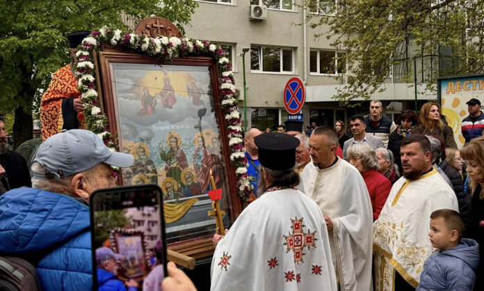 Сандански посрещна чудотворната икона на Света Богородица „Св. Пояс“