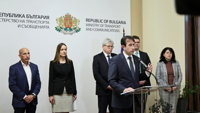 Правителството подпомага транспортния сектор с над 100 млн. евро