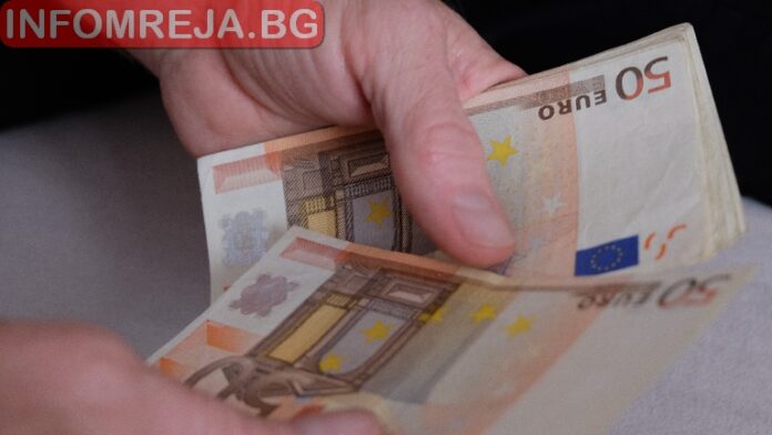 Правителството отпуска средства за нови образователни програми