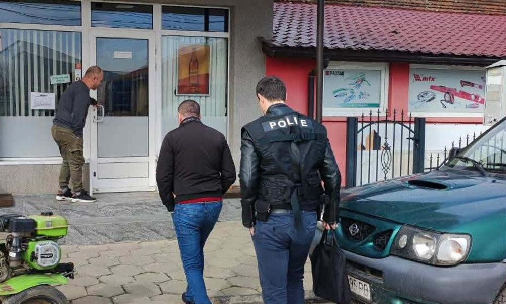Задържани в Силистра със списъци с имена, във Варна разбиха ОПГ Задържани в Силистра със списъци с имена, във Варна разбиха ОПГ - Инфомрежа