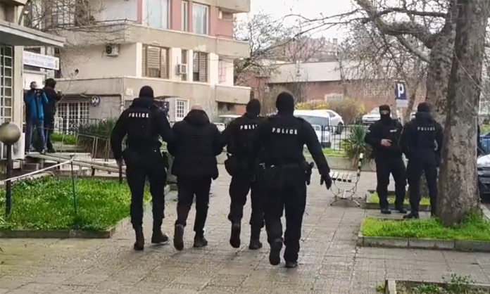 Специализирана операция в Сливен: Четирима са задържани