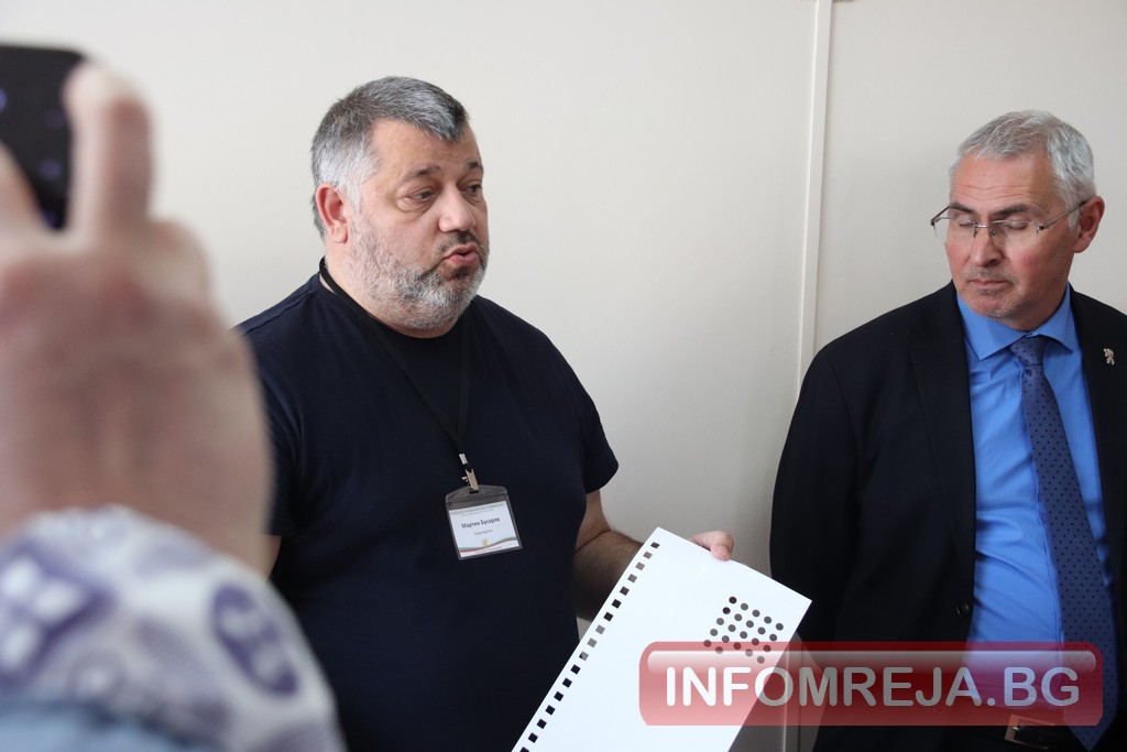 В 72 секции в Благоевград гласуват с тактилни шаблони, РИК ги разпределя по общините в събота - Инфомрежа