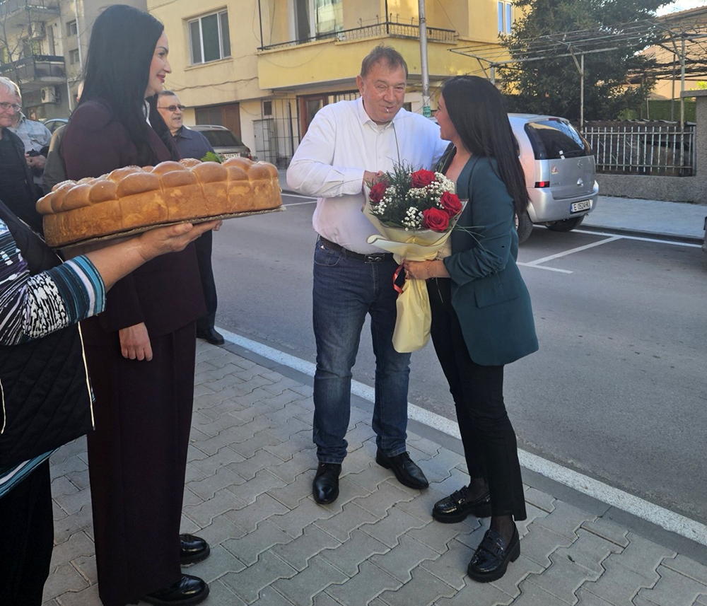 Гергана Орманлиева в Петрич: БСП е единствената лява партия! Гергана Орманлиева в Петрич: БСП е единствената лява партия! - Инфомрежа