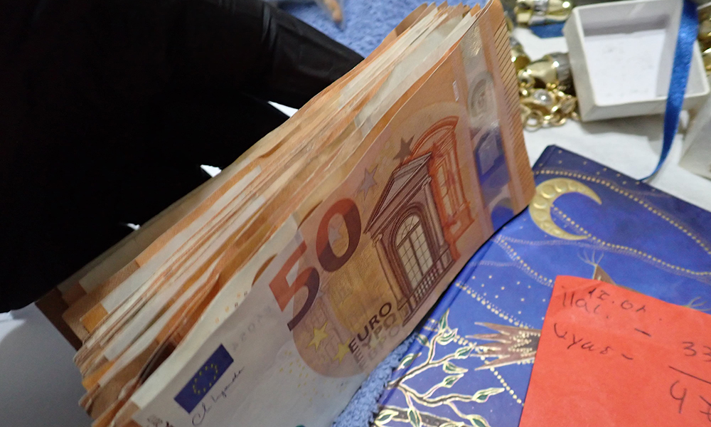 Поредният задържан! Приготвил 14 000 евро за купуване на гласове - Инфомрежа