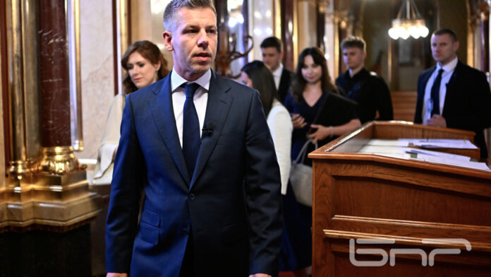 Край на ерата „Орбан“: Петер Мадяр положи клетва като премиер на Унгария