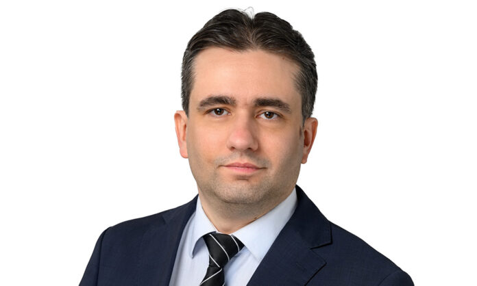 Божанов: Управляващите предлагат скандални промени