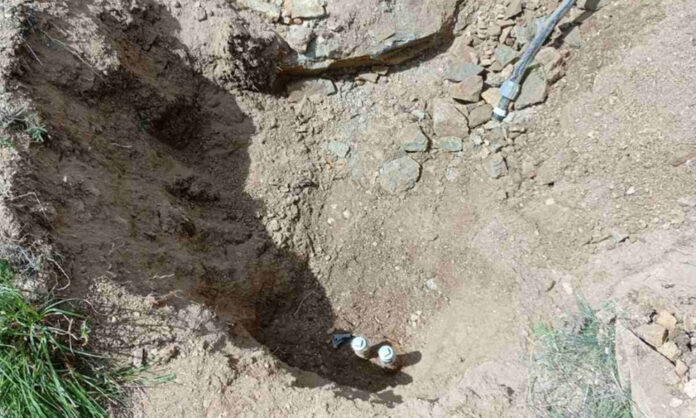 Откриха незаконни отклонения от водопровод край Разлог