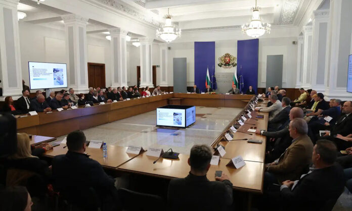 Бербатов се отчете: Българският спорт вече има нова рамка