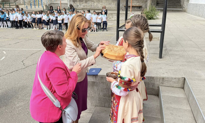 Нови STEM кабинети откриха в I ОУ в Сандански