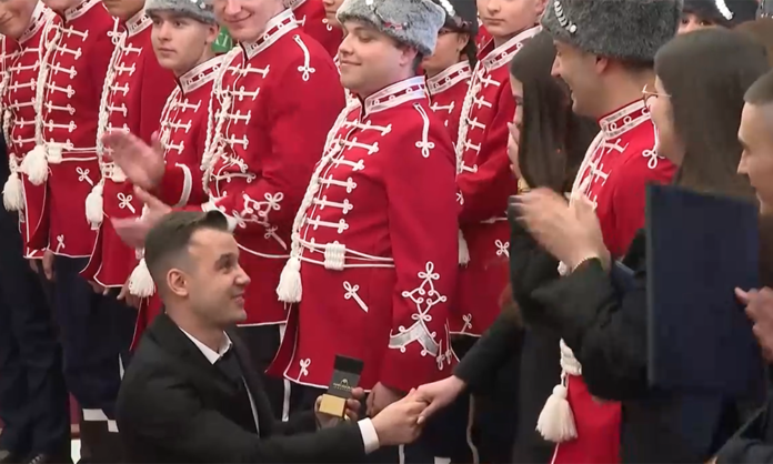 Пред погледа на президента: На Гергьовден Тодор и Добринка си казаха „Да“