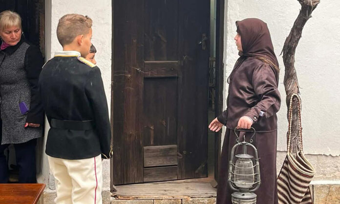 Историческа възстановка „Паметната среща“ оживява в родния дом на Георги Измирлиев