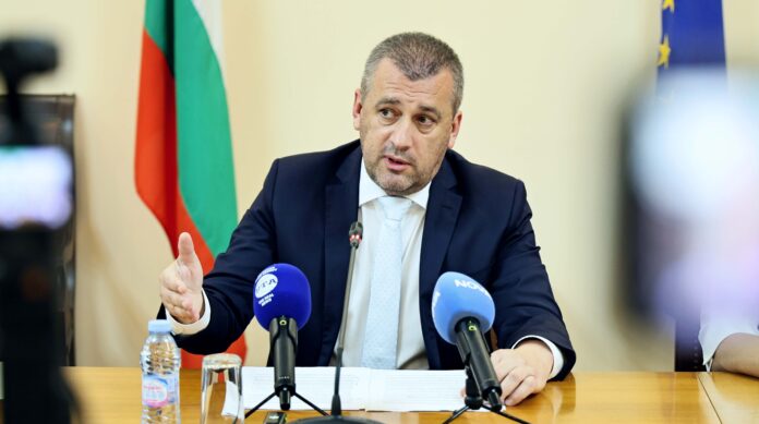Георги Пеев: Заварихме над 760 млн. евро задължения и проекти без осигурено финансиране в железниците