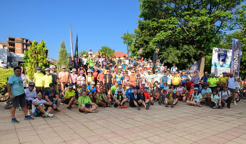 Над 500 колоездачи потеглиха от Петрич за 14-ата обиколка на Беласица Над 500 колоездачи потеглиха от Петрич за 14-ата обиколка на Беласица - Инфомрежа