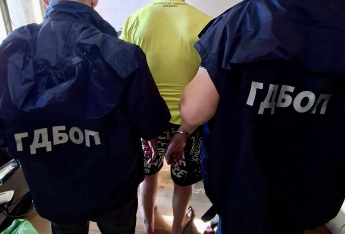 ГДБОП задържа мъж със 77 GB детска порнография в Габровско