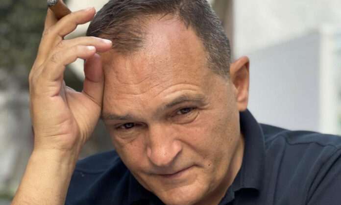 Божков иска пари от Левски, клубът не дава