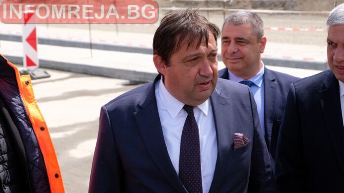Шишков вика АПИ заради блокираната „Струма“ от свлачище между Симитли и Благоевград