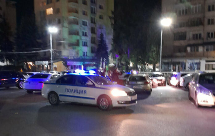 Полицията в Перник с акция срещу гонки и дрифтове: 159 проверки и десетки санкции