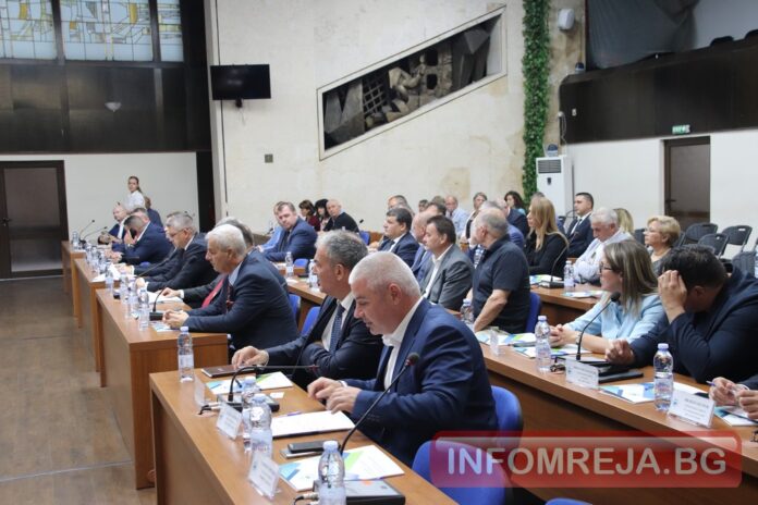 За първи път: Депутати и кметове от югозападните общини се събраха в Благоевград
