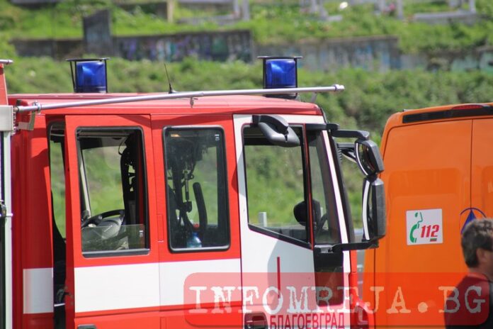 Пожар пламна в производствена база за тоалетна хартия в Гоце Делчев
