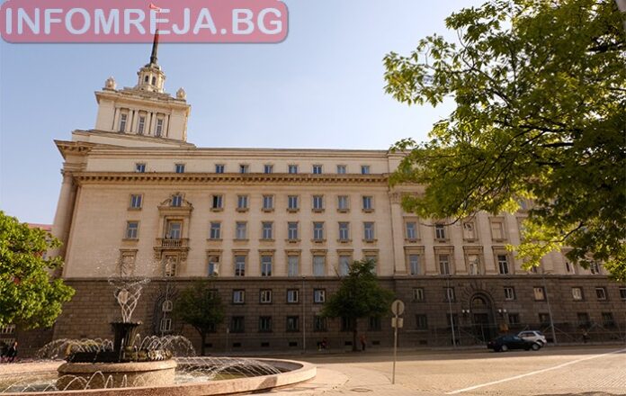Сигнал за бомба в Президентството, служителите са евакуирани