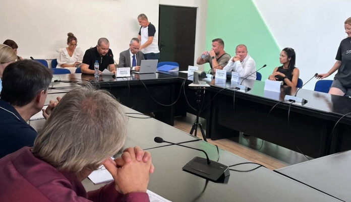 ОФК „Пирин“ под лупа: Комисията по икономика разглежда финансови отчети и договори