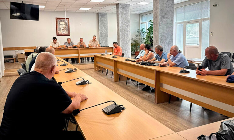 Община Сандански обсъди мерки за превенция на пожари и овладяване популацията на безстопанствени кучета