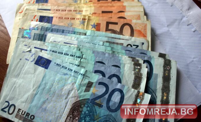 Бюджетът на минус с 2,4 млрд. евро към края на юни. Приходите растат, но разходите са повече