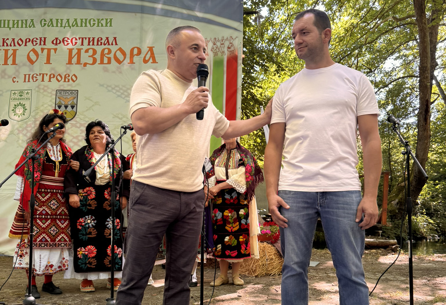 „Песни от извора“ събра над 30 състава в Петрово - Инфомрежа