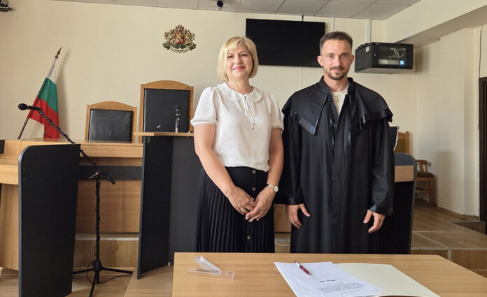 Нов младши съдия в Кюстендил: Петър Мичев встъпи в длъжност след спечелен конкурс