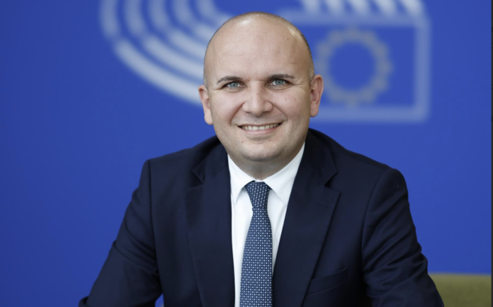 Илхан Кючюк оглавява българската класация за влияние в Европарламента според EU Matrix