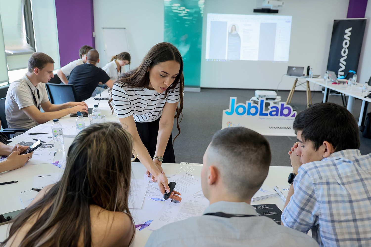 Vivacom Job Lab показа пътя към реалната бизнес среда на 120 ученици Vivacom Job Lab показа пътя към реалната бизнес среда на 120 ученици - Инфомрежа