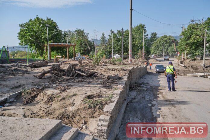 РЗИ: Водата от водоноските в Струмяни е чиста, но тази от мрежата още не става за пиене