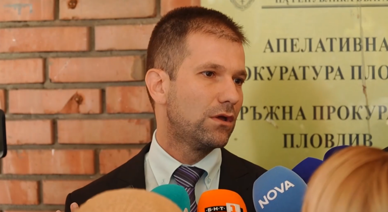 Двама младежи, част от групата за убиване в Пловдив, били непалци, задържани са