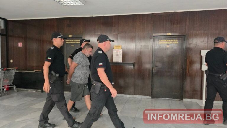 Емо Дебелия излезе от болница и остава в ареста за постоянно, глътнал дрога при обиска