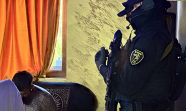 ГДБОП арестува двама мъже за лихварство, рекет и изнудване в Новачене