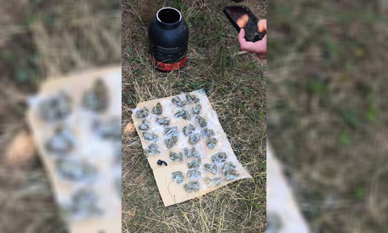 Задържаха мъж, крил дрога в буркани, заровени в земята