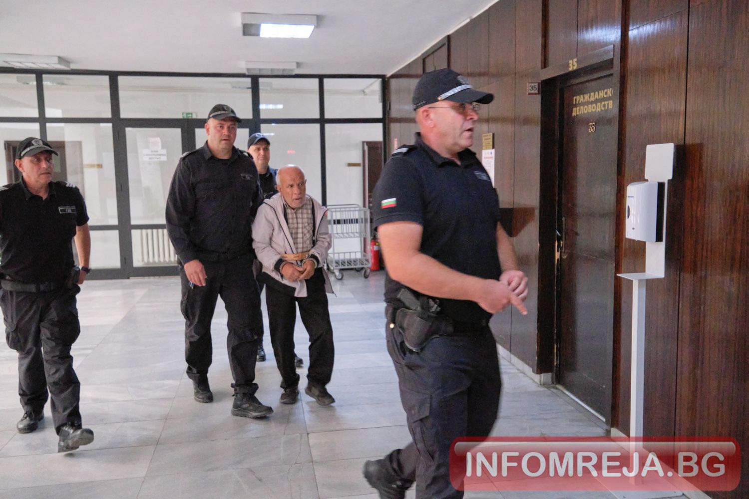 Оставиха в ареста Атанас Комаров, обвинен за убийството в Бачево - Инфомрежа