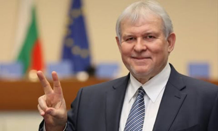 СДС мобилизира симпатизантите си за Гюров