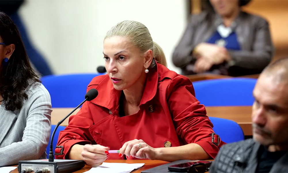 Пандев постави ултиматум на ОбС: Спасява болницата, ако го оставят управител Пандев постави ултиматум на ОбС: Спасява болницата, ако го оставят управител - Инфомрежа